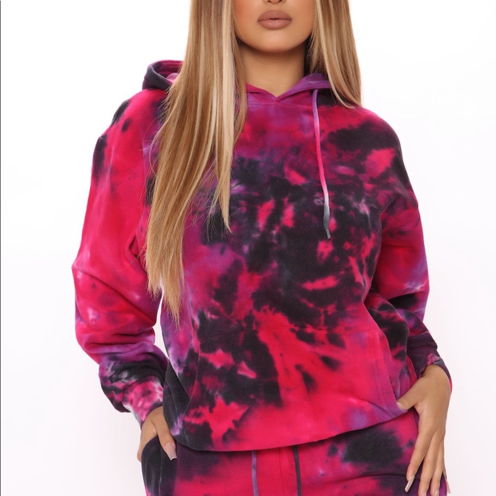 Tie dye sweatshirt 💗